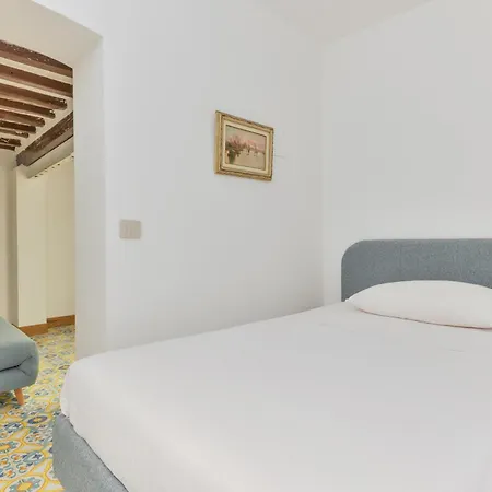 Acqua Luxury Sul Mare * Bagnaia (Livorno)