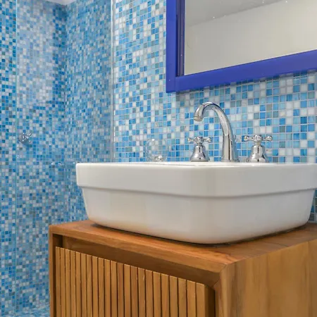 Acqua Luxury Sul Mare Villa Bagnaia (Livorno)
