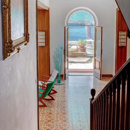 Acqua Luxury Sul Mare Bagnaia (Livorno)