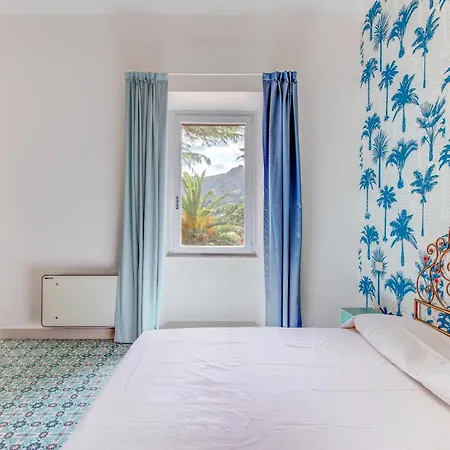 Acqua Luxury Sul Mare Bagnaia (Livorno)