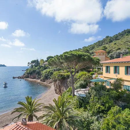Acqua Luxury Sul Mare Villa Bagnaia (Livorno)